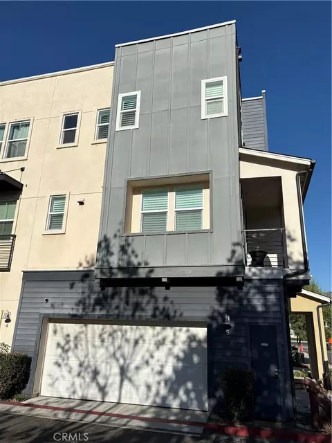 1422 N N Hbr, Santa Ana, CA 92703