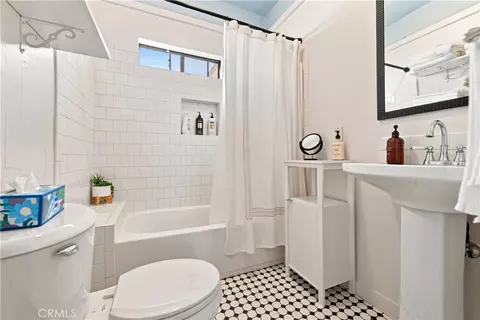 Bath - 1915 E 3rd, Long Beach, CA 90802 photo 1 of 6