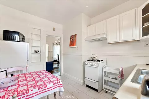 Kitchen - 1915 E 3rd, Long Beach, CA 90802 photo 3 of 5