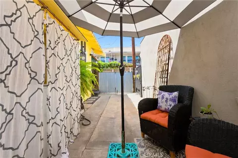 Exterior - 1915 E 3rd, Long Beach, CA 90802 photo 9 of 16