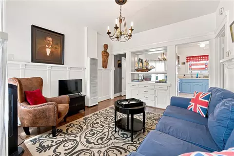 Living - 1915 E 3rd, Long Beach, CA 90802 photo 1 of 9