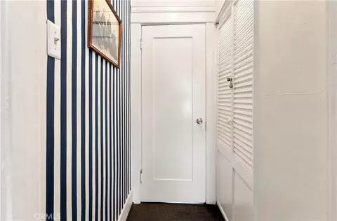 Entry Way - 1915 E 3rd, Long Beach, CA 90802 photo 2 of 3
