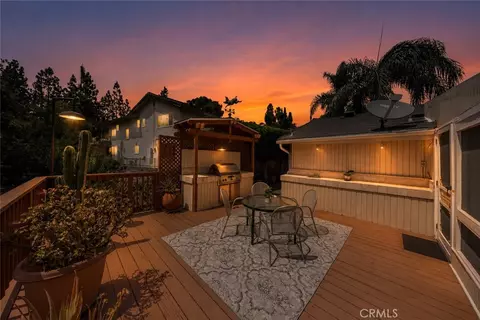 Exterior - 2326 Almira Ave, Fullerton, CA 92831 photo 10 of 17