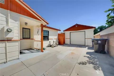 Exterior - 1802 E 53rd, Long Beach, CA 90805 photo 3 of 8