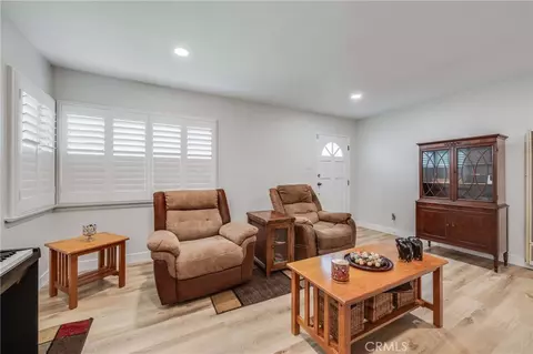 Living - 1802 E 53rd, Long Beach, CA 90805 photo 1 of 1