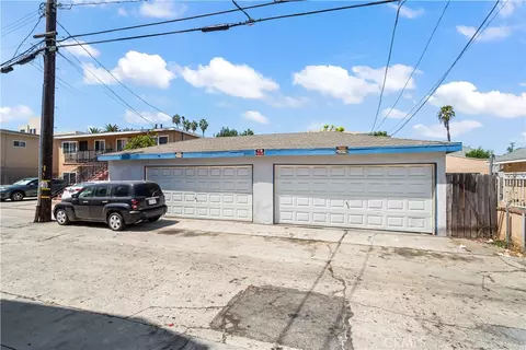 Exterior - 1136 Linden Ave, Long Beach, CA 90813 photo 4 of 4