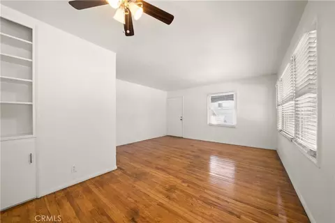 Living - 1136 Linden Ave, Long Beach, CA 90813 photo 3 of 4