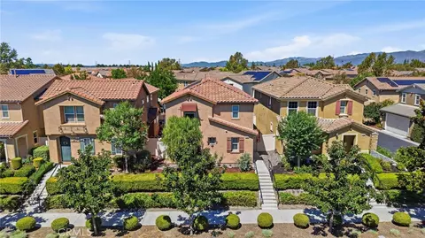 View/Area - 7181 Enclave Dr, Eastvale, CA 92880 photo 3 of 4