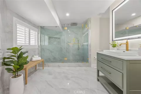 Bath - 17411 Kaison Cir, Riverside, CA 92508 photo 3 of 5