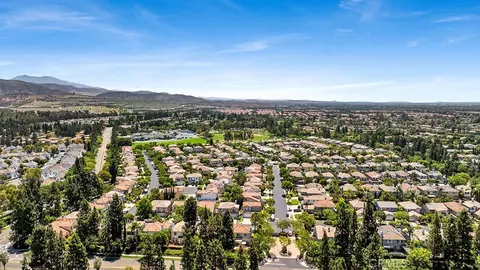 View/Area - 933 Somerville, Irvine, CA 92620 photo 2 of 4