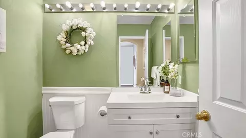 Bath - 933 Somerville, Irvine, CA 92620 photo 4 of 4