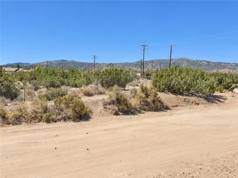 2142 Cbs Ln, Pinon Hills, CA 92372 photo 6