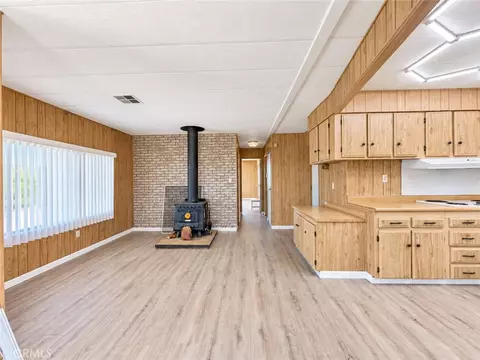 2142 Cbs Ln, Pinon Hills, CA 92372 photo 12