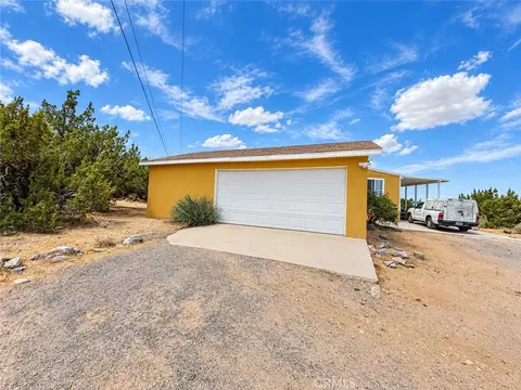 2142 Cbs Ln, Pinon Hills, CA 92372 photo 27