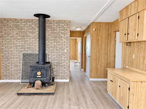 2142 Cbs Ln, Pinon Hills, CA 92372 photo 14