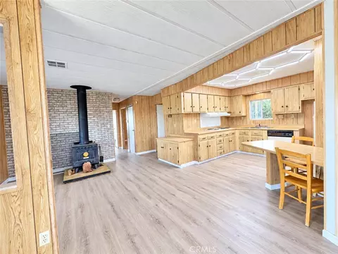 2142 Cbs Ln, Pinon Hills, CA 92372 photo 10