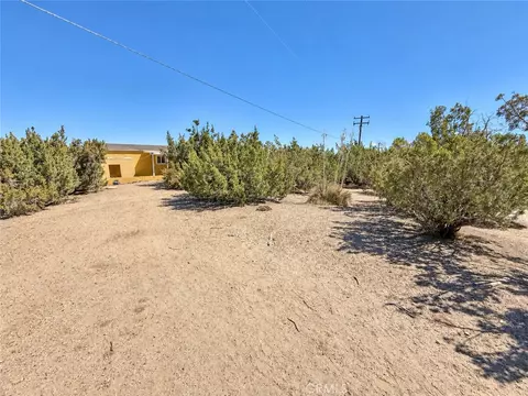 2142 Cbs Ln, Pinon Hills, CA 92372 photo 5