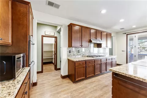 Kitchen - 30583 Red Cloud Way, Menifee, CA 92584 photo 6 of 6