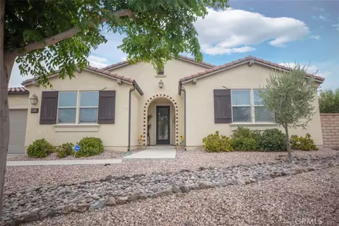 Exterior - 30583 Red Cloud Way, Menifee, CA 92584 photo 5 of 10