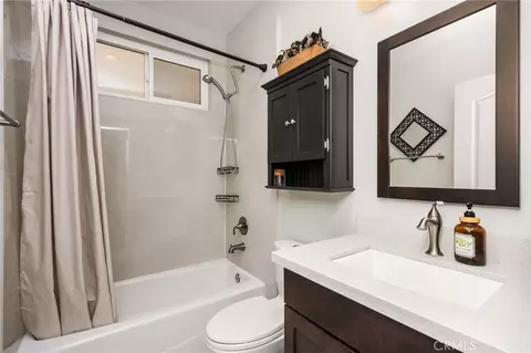 Bath - 7262 E Skyline, Orange, CA 92867 photo 1 of 7
