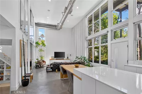 1037 N Laurel Ave #1, West Hollywood, CA 90046