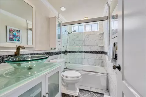 Bath - 6865 E Georgetown, Anaheim, CA 92807 photo 5 of 5