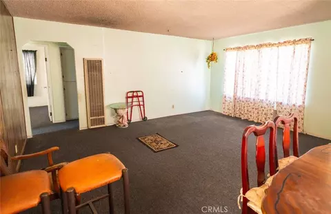 Living - 814 W Maple St, Compton, CA 90220 photo 1 of 2