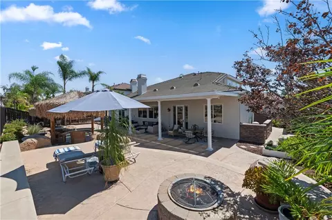Exterior - 17307 Blue Ridge Ct, Riverside, CA 92503 photo 5 of 12