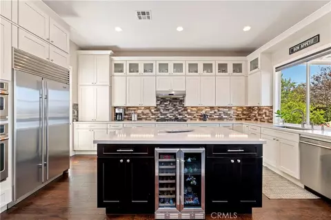Kitchen - 17307 Blue Ridge Ct, Riverside, CA 92503 photo 2 of 5