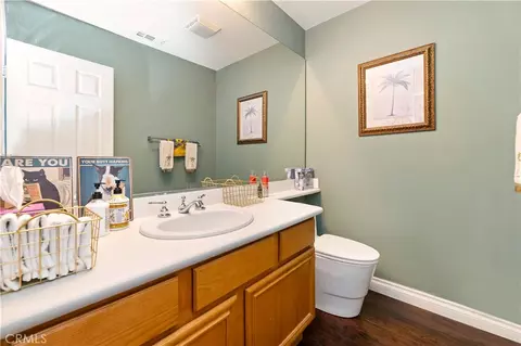 Bath - 17307 Blue Ridge Ct, Riverside, CA 92503 photo 2 of 7