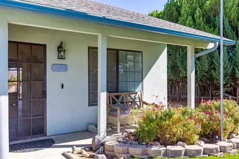 Exterior - 19613 Meadows Rd, Tehachapi, CA 93561 photo 4 of 10