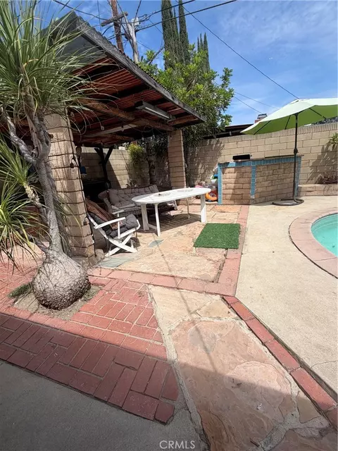 Exterior - 3405 E Harding, Long Beach, CA 90805 photo 3 of 3