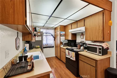 Kitchen - 1115 W Ralston, Ontario, CA 91762 photo 3 of 4