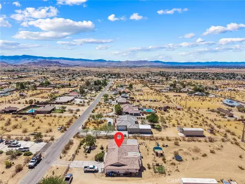 View/Area - 17240 Candlewood, Apple Valley, CA 92307 photo 7 of 7