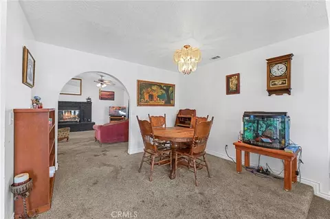 Dining - 17240 Candlewood, Apple Valley, CA 92307 photo 1 of 2