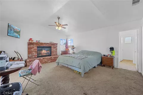 Bedroom - 17240 Candlewood, Apple Valley, CA 92307 photo 2 of 4