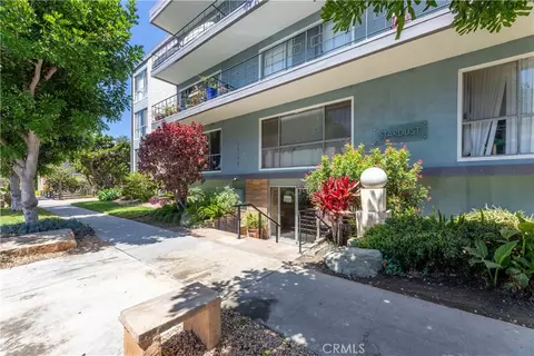 Exterior - 1329 E 1st #40, Long Beach, CA 90802 photo 9 of 9