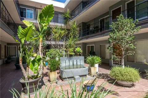 Exterior - 1329 E 1st #40, Long Beach, CA 90802 photo 5 of 9