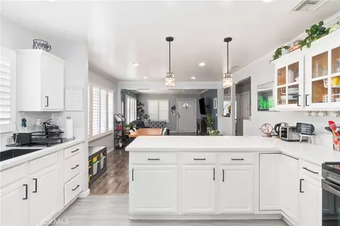 Kitchen - 1510 Sherman Pl, Long Beach, CA 90804 photo 3 of 3