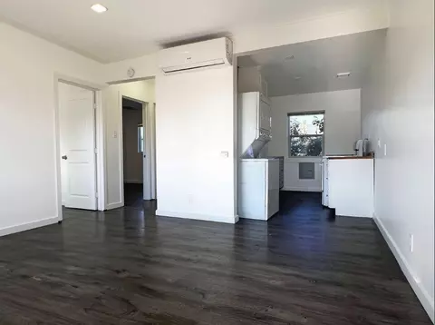 Living - 1071 Olive, Long Beach, CA 90813 photo 1 of 1
