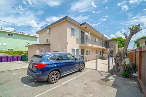 Exterior - 1071 Olive, Long Beach, CA 90813 photo 2 of 3