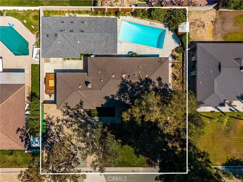 View/Area - 1209 E Walnut, Orange, CA 92867 photo 2 of 4