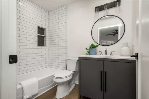 Bath - 1209 E Walnut, Orange, CA 92867 photo 1 of 8