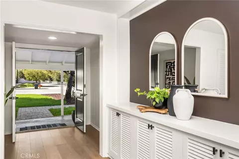 Entry Way - 1209 E Walnut, Orange, CA 92867 photo 2 of 4
