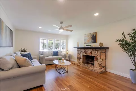 Living - 455 Purdy, Placentia, CA 92870 photo 4 of 5