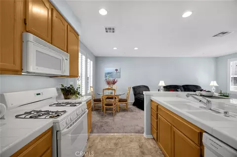 Kitchen - 128 Shattuck Ct, Brea, CA 92821 photo 4 of 4