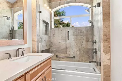 Bath - 4732 Via Escala, Oceanside, CA 92056 photo 4 of 4