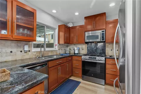 Kitchen - 5359 E Appian Way, Long Beach, CA 90803 photo 2 of 3