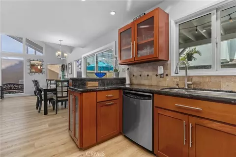 Kitchen - 5359 E Appian Way, Long Beach, CA 90803 photo 3 of 3