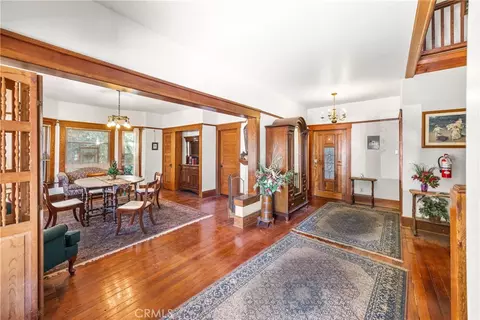 Entry Way - 419 Cedar, Long Beach, CA 90802 photo 1 of 2
